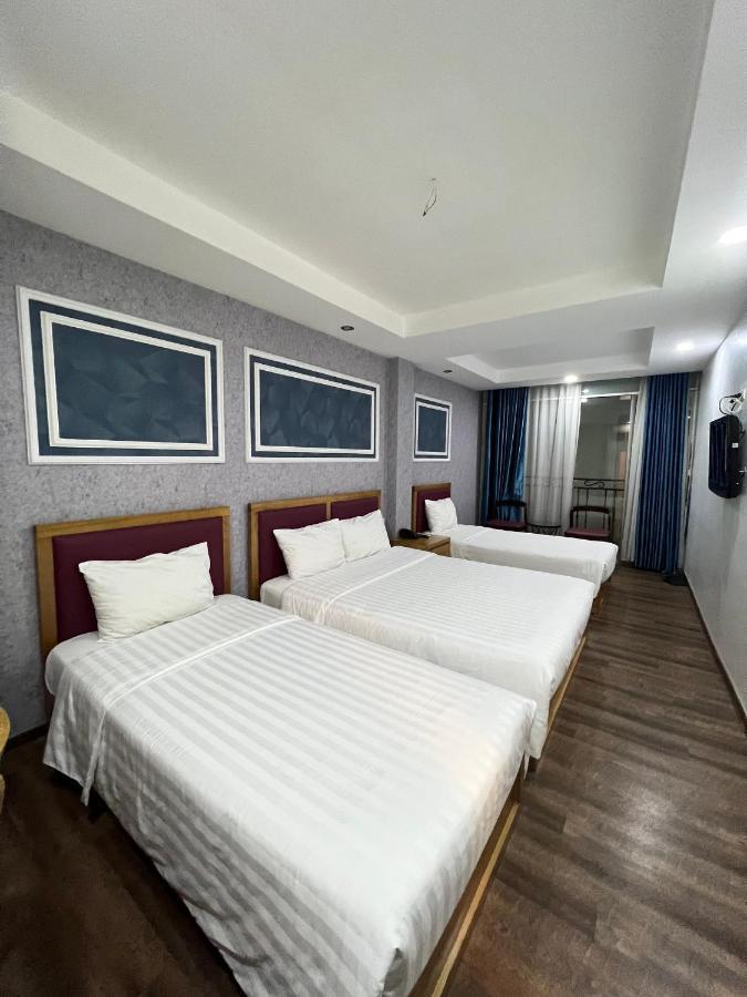 Và Khách sạn 3*