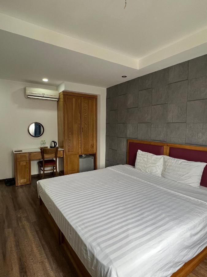 Và 3* Hà Nội