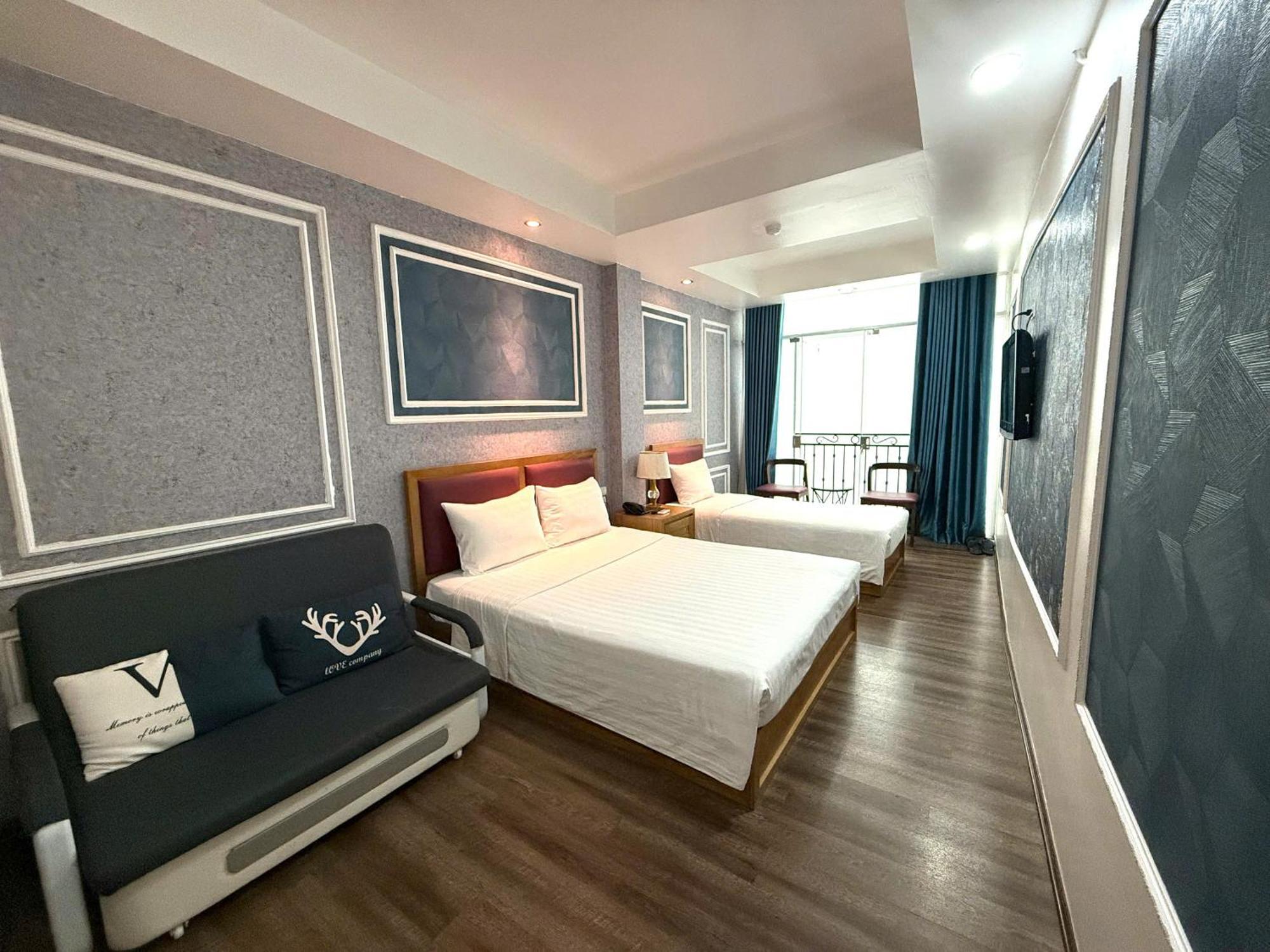 Và Khách sạn Hà Nội